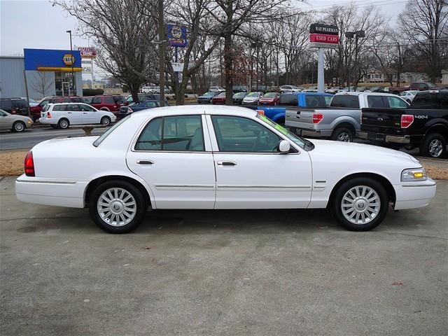 Mercury Grand Marquis 2010 photo 5