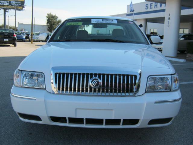 Mercury Grand Marquis 2010 photo 1