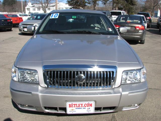 Mercury Grand Marquis 2010 photo 1