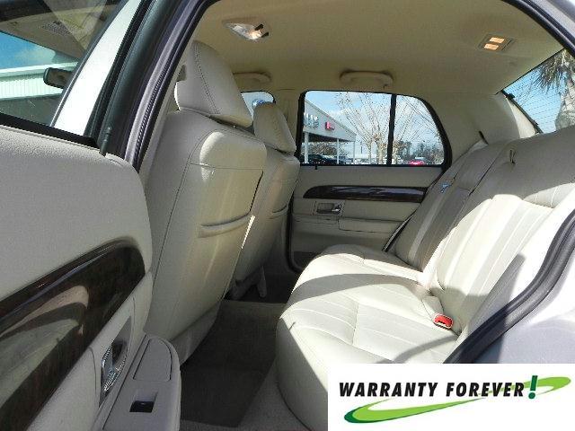 Mercury Grand Marquis 2010 photo 4
