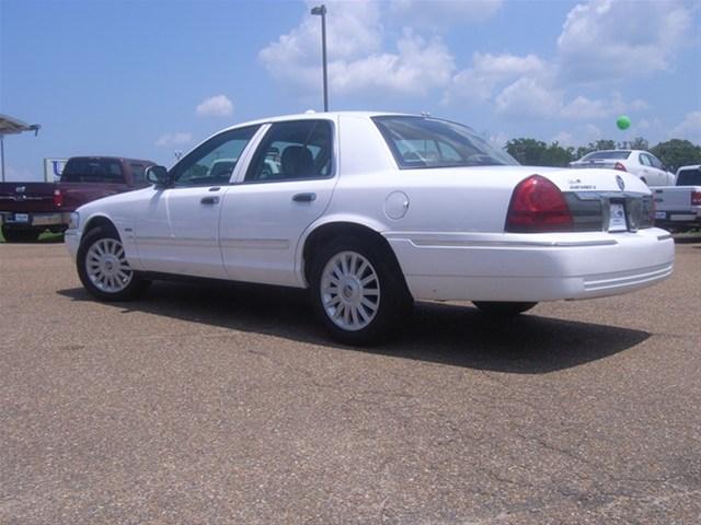 Mercury Grand Marquis 2010 photo 5
