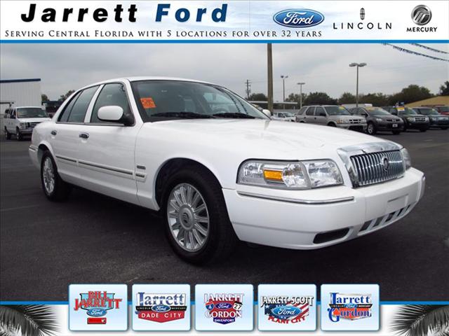 Mercury Grand Marquis 4dr 112 Sedan