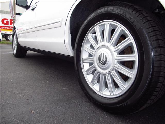 Mercury Grand Marquis 2010 photo 4