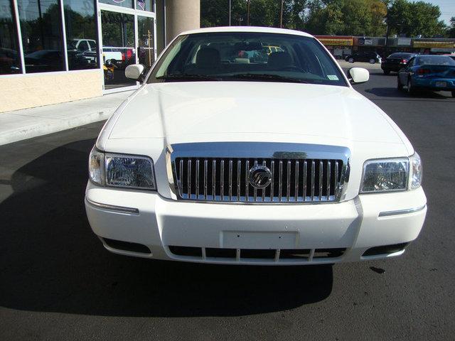 Mercury Grand Marquis Touring W/nav.sys Sedan