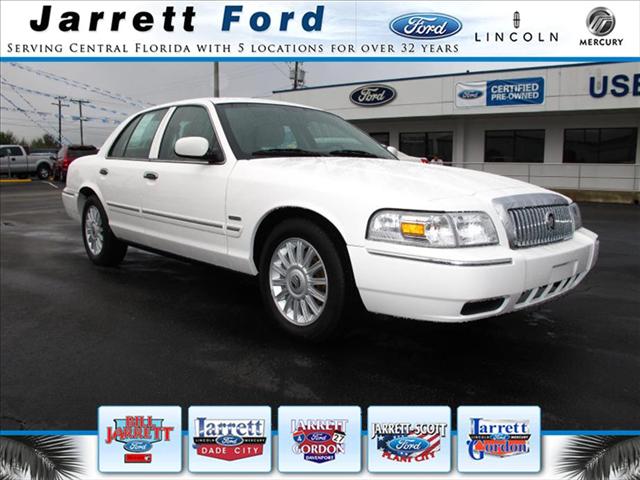 Mercury Grand Marquis 4dr 112 Sedan