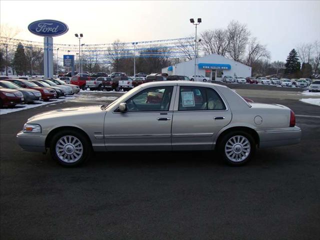 Mercury Grand Marquis 2010 photo 1