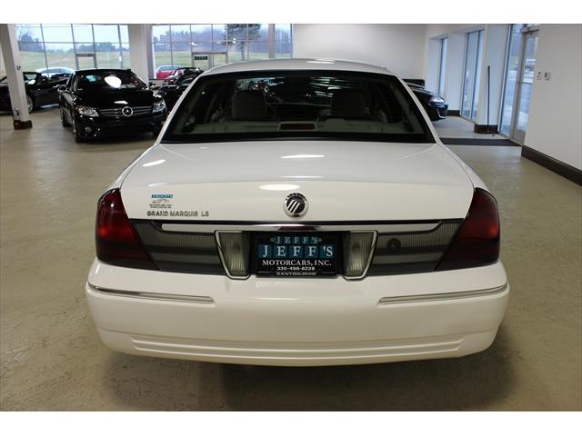 Mercury Grand Marquis 2010 photo 4