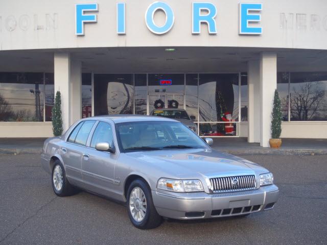 Mercury Grand Marquis Touring W/nav.sys Sedan