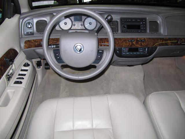 Mercury Grand Marquis 2010 photo 4