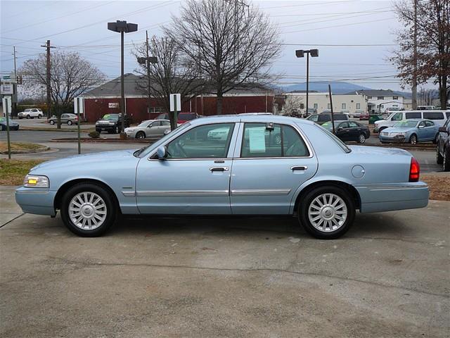Mercury Grand Marquis 2010 photo 1