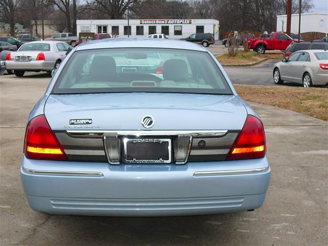 Mercury Grand Marquis 2010 photo 3