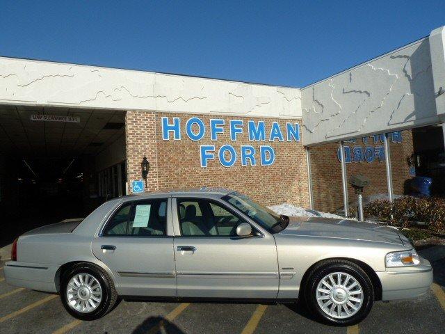 Mercury Grand Marquis 2010 photo 1