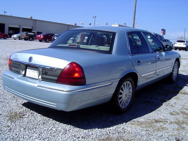 Mercury Grand Marquis 2010 photo 1