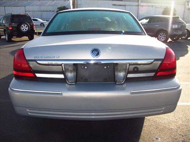 Mercury Grand Marquis 2010 photo 3