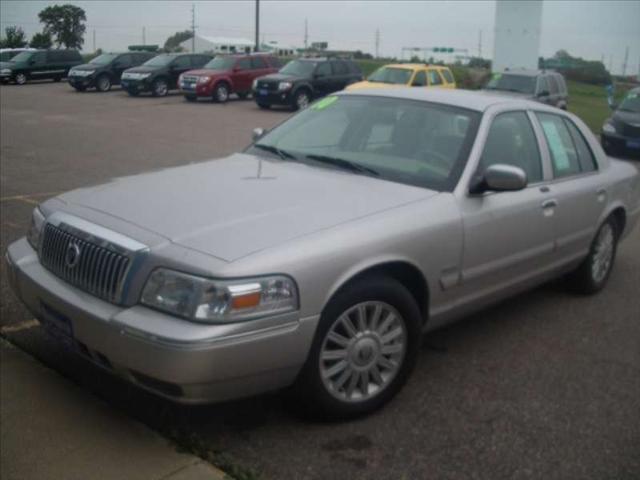 Mercury Grand Marquis 2010 photo 1