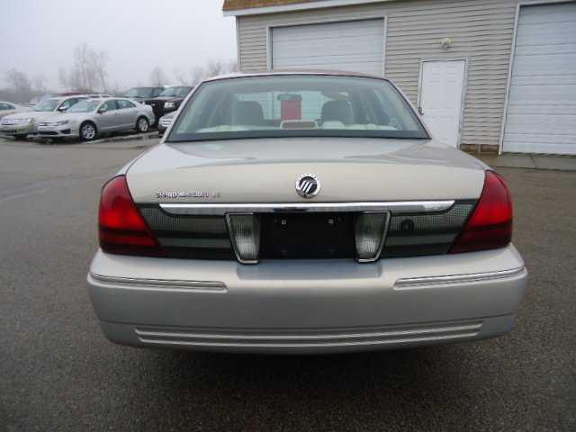 Mercury Grand Marquis 2010 photo 4