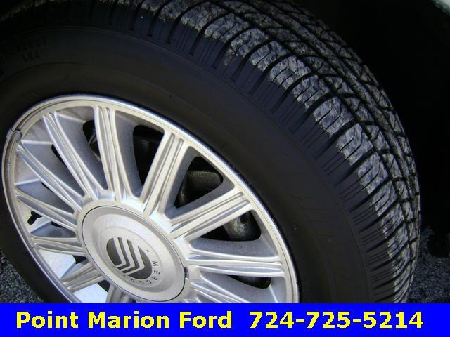 Mercury Grand Marquis 2010 photo 2