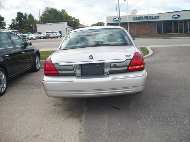 Mercury Grand Marquis 2010 photo 4