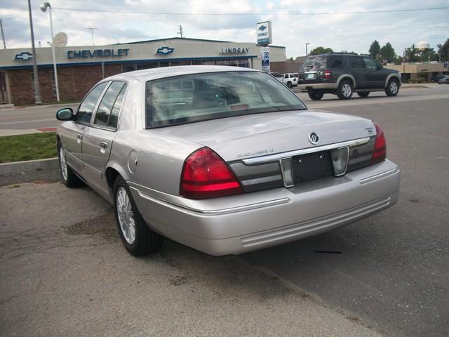 Mercury Grand Marquis 2010 photo 5