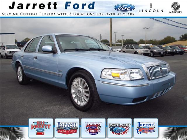Mercury Grand Marquis 4dr 112 Sedan