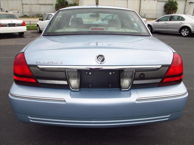 Mercury Grand Marquis 2010 photo 3