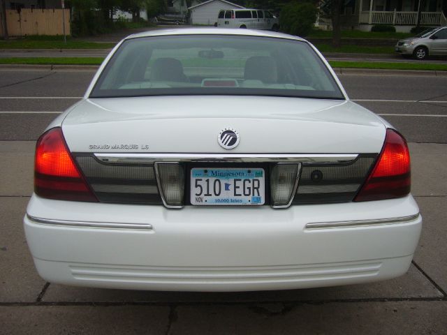 Mercury Grand Marquis 2010 photo 11