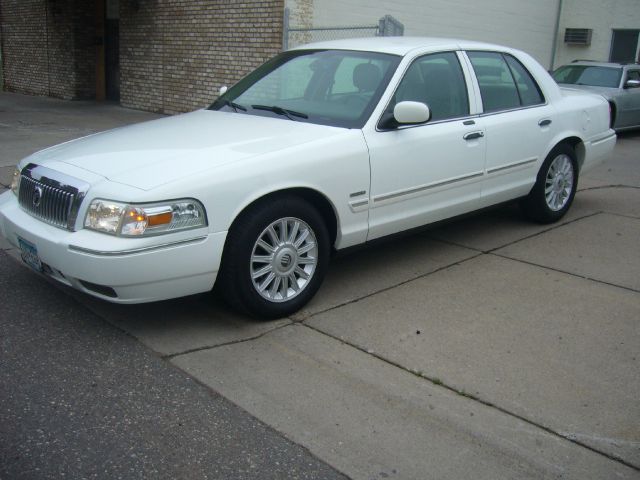 Mercury Grand Marquis 2010 photo 4