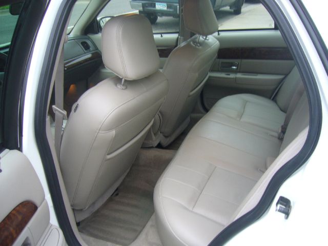 Mercury Grand Marquis 2010 photo 6
