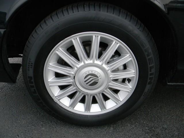 Mercury Grand Marquis 2010 photo 4