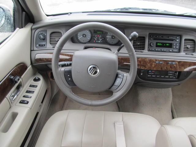 Mercury Grand Marquis 2011 photo 5