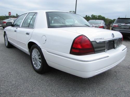 Mercury Grand Marquis 2011 photo 1