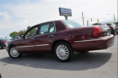 Mercury Grand Marquis 2011 photo 1