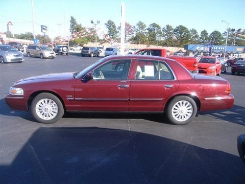 Mercury Grand Marquis 2011 photo 3