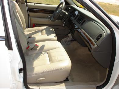Mercury Grand Marquis 2011 photo 3