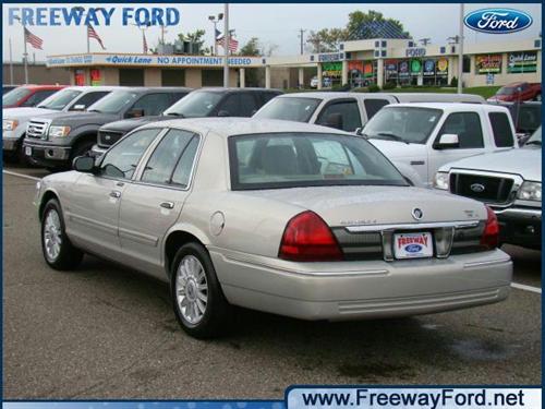 Mercury Grand Marquis 2011 photo 1