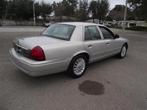 Mercury Grand Marquis 2011 photo 1