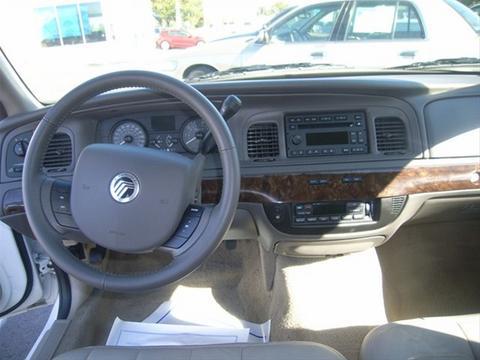Mercury Grand Marquis 2011 photo 1