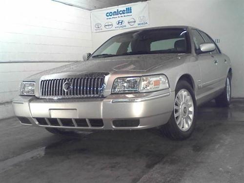 Mercury Grand Marquis 2011 photo 2