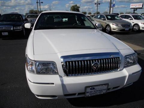 Mercury Grand Marquis 2011 photo 2