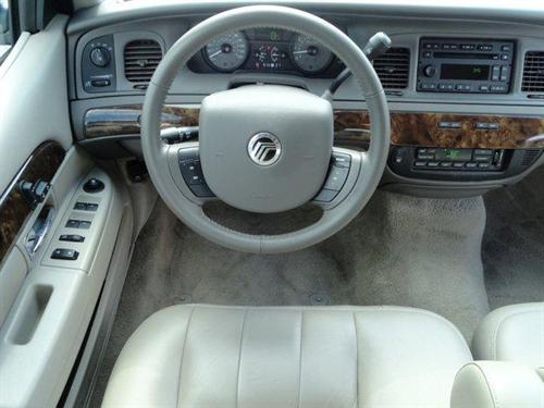 Mercury Grand Marquis 2011 photo 3