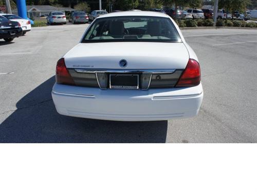 Mercury Grand Marquis 2011 photo 3