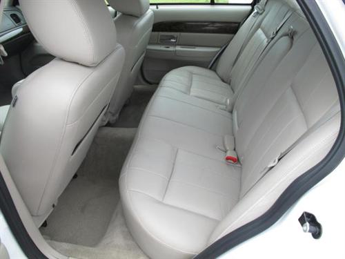 Mercury Grand Marquis 2011 photo 1