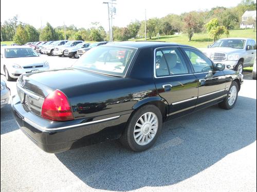 Mercury Grand Marquis 2011 photo 3