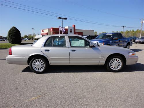 Mercury Grand Marquis 2011 photo 4
