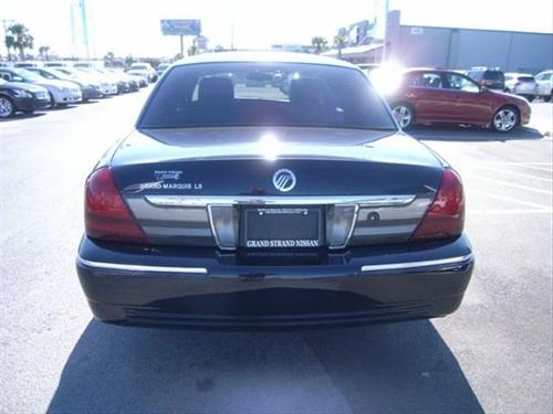 Mercury Grand Marquis 2011 photo 3