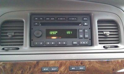 Mercury Grand Marquis 2011 photo 1