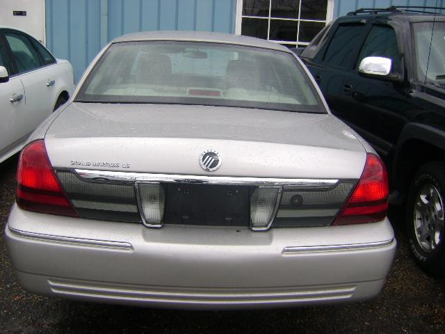 Mercury Grand Marquis 2011 photo 1
