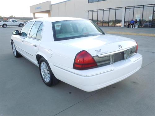 Mercury Grand Marquis 2011 photo 3