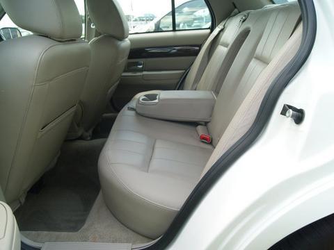 Mercury Grand Marquis 2011 photo 1