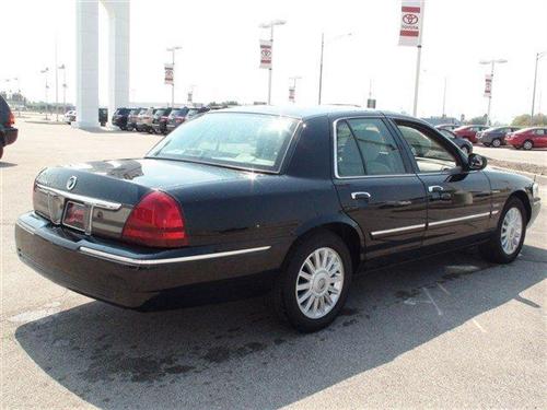 Mercury Grand Marquis 2011 photo 1